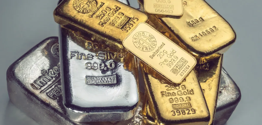 贵金属投资是长期持有还是阶段参与？不同策略的取舍思路