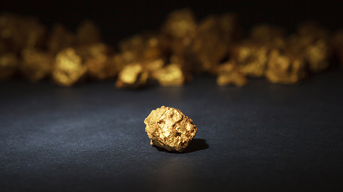 贵金属交易方式对比解析：现货、合约与差价交易的核心差异